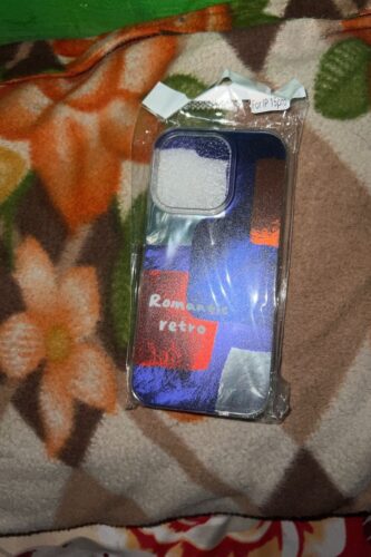 Romantic Retro iPhone Case Bold Design for Modern Style photo review