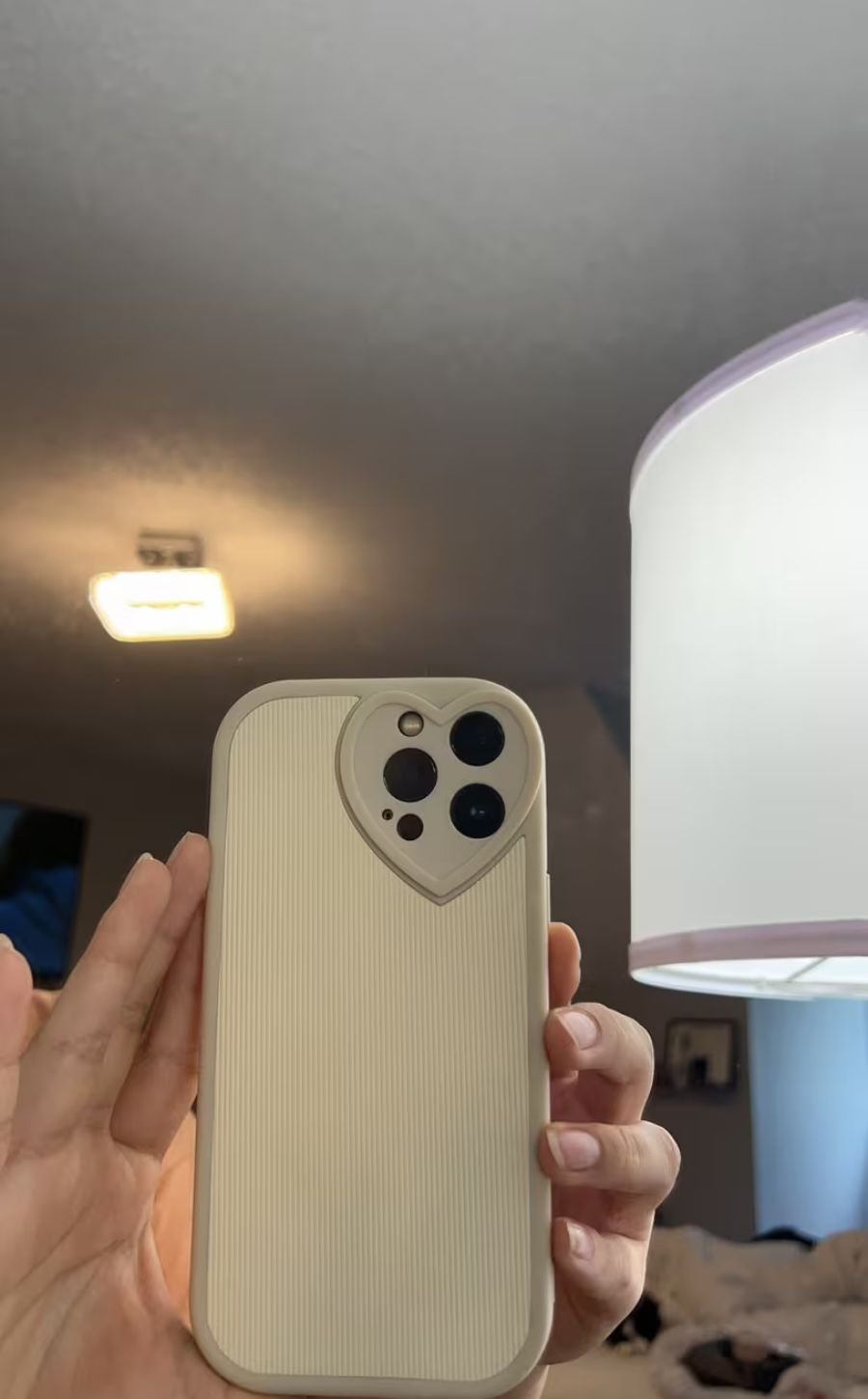 Signature Ribbed Case with Sculpted Heart Frame photo review