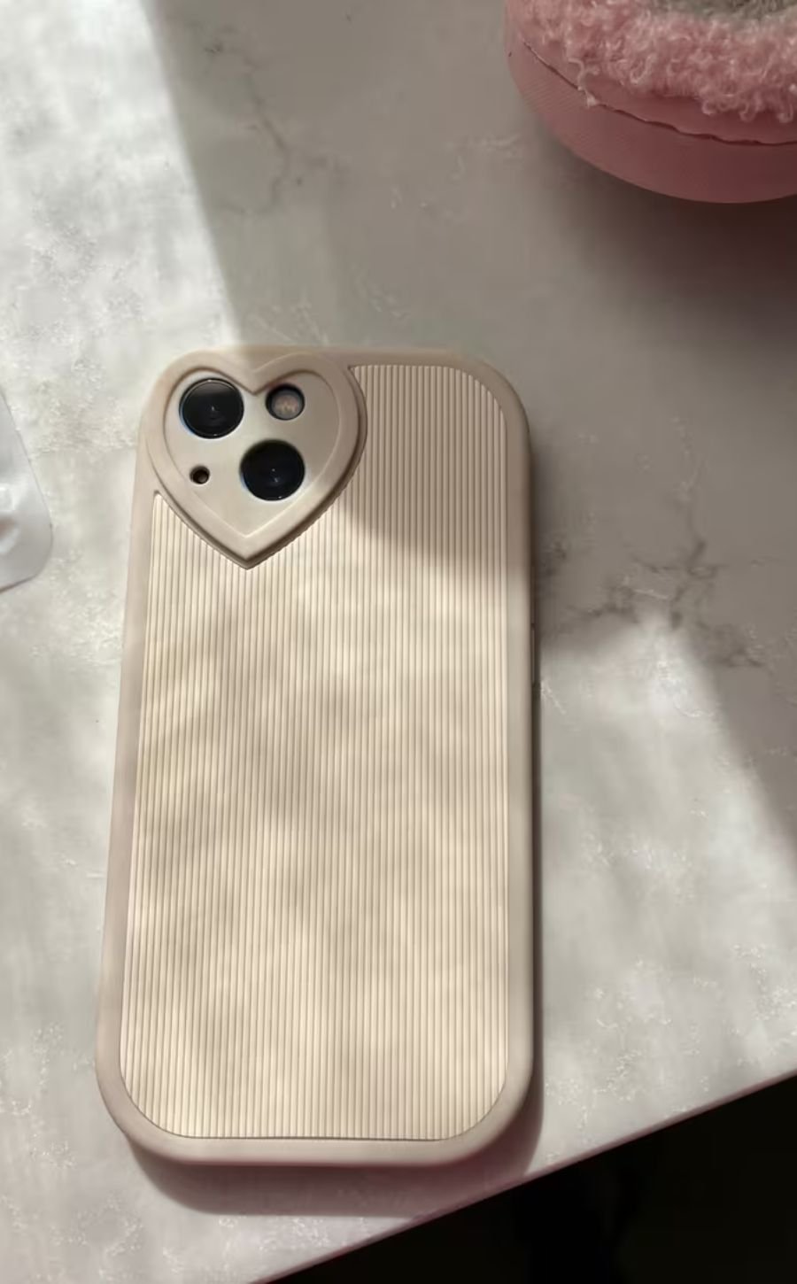 Signature Ribbed Case with Sculpted Heart Frame photo review