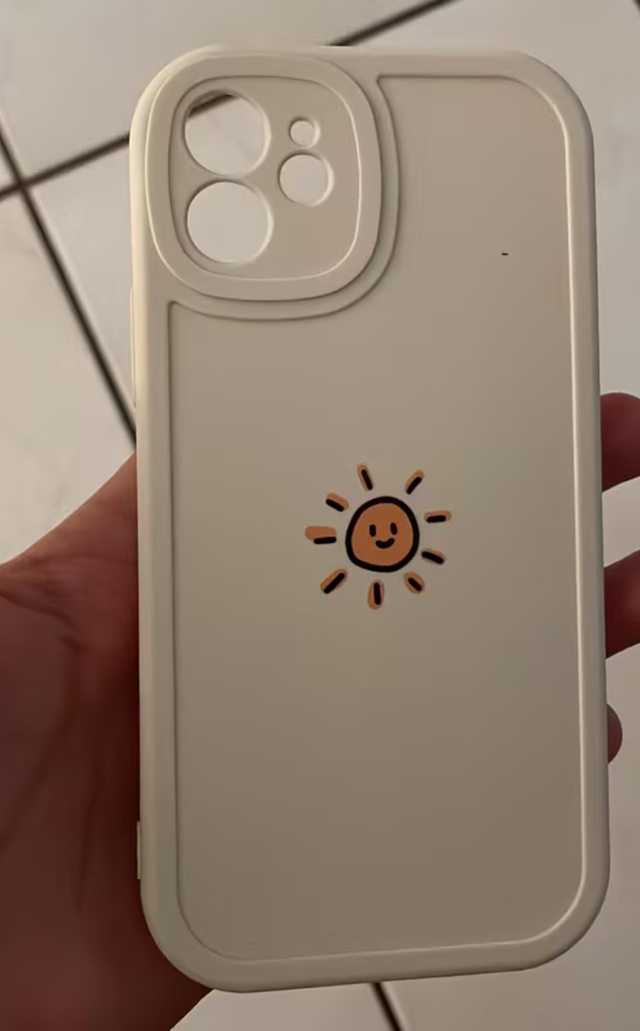 Daylight Contour Case with Sun Emblem Detail (Cloud Cream) photo review