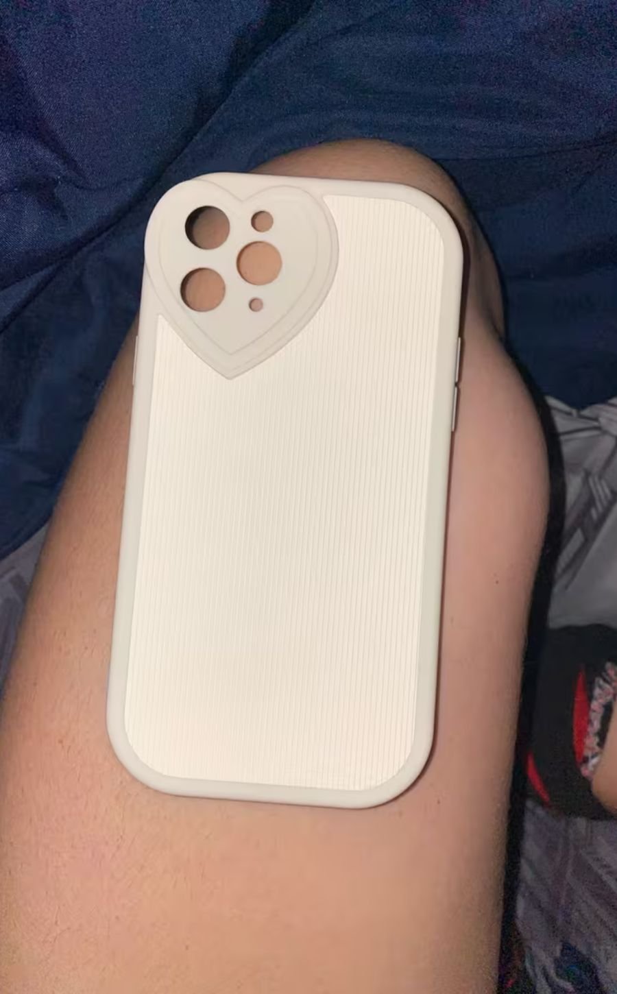 Signature Ribbed Case with Sculpted Heart Frame photo review