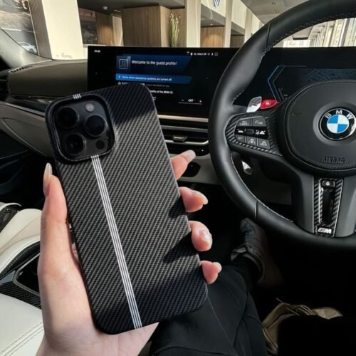 Signature Limited Edition Carbon Fiber Finish Case (Midnight Black) photo review