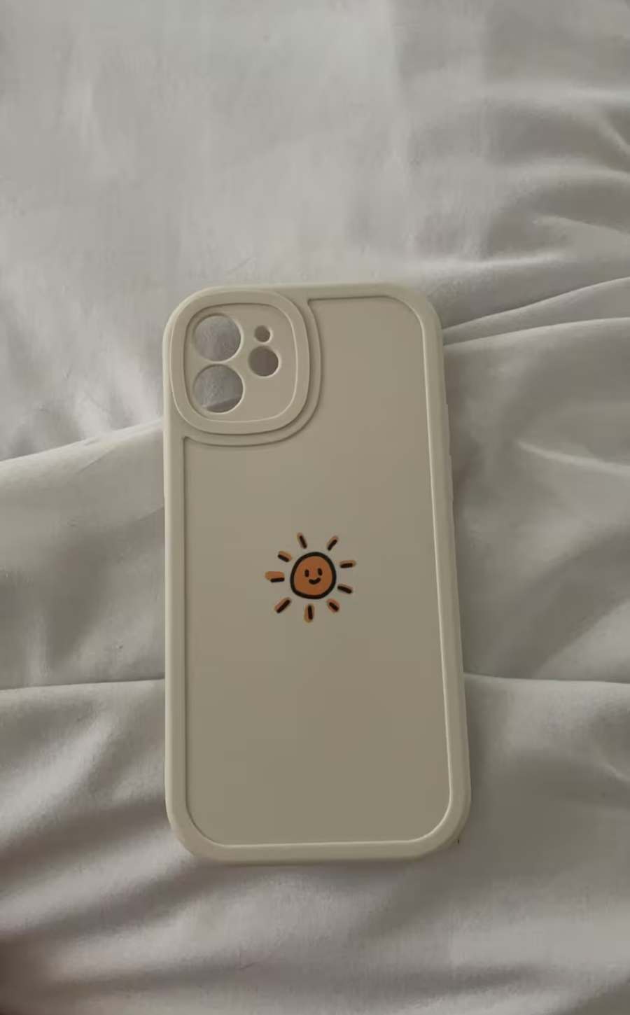 Daylight Contour Case with Sun Emblem Detail (Cloud Cream) photo review