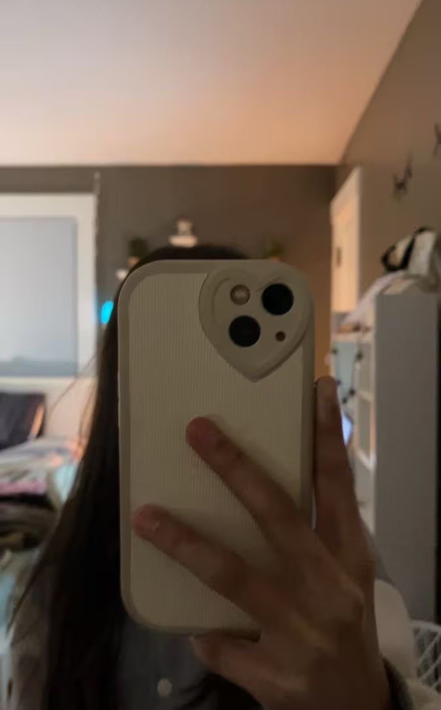 Signature Ribbed Case with Sculpted Heart Frame photo review