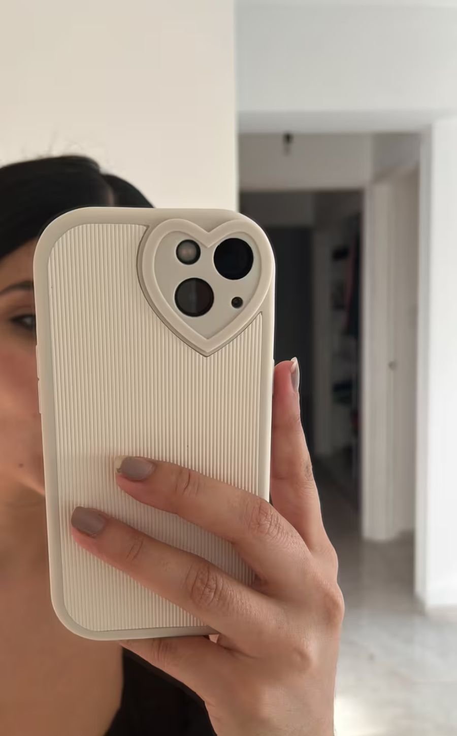 Signature Ribbed Case with Sculpted Heart Frame photo review