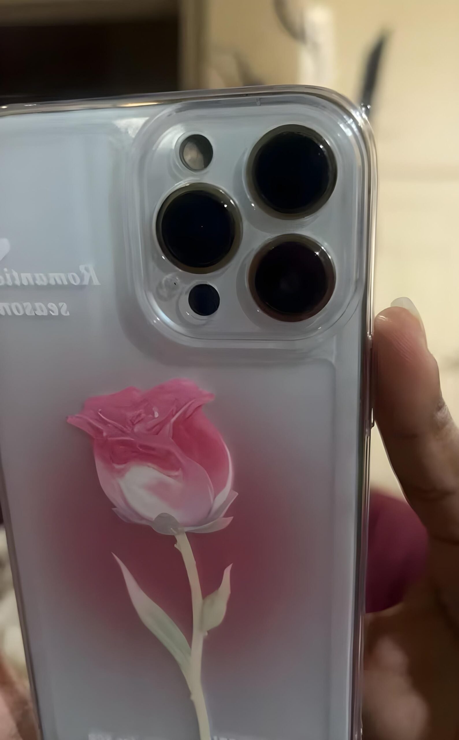 Sculpted Bloom Case with Blush Halo Detail photo review