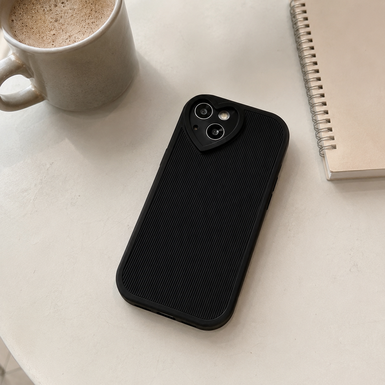 Signature Ribbed Case with Sculpted Heart Frame - Image 9